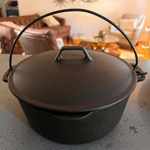 Wagner Ware Griswold 5Qt Dutch Oven with Lid